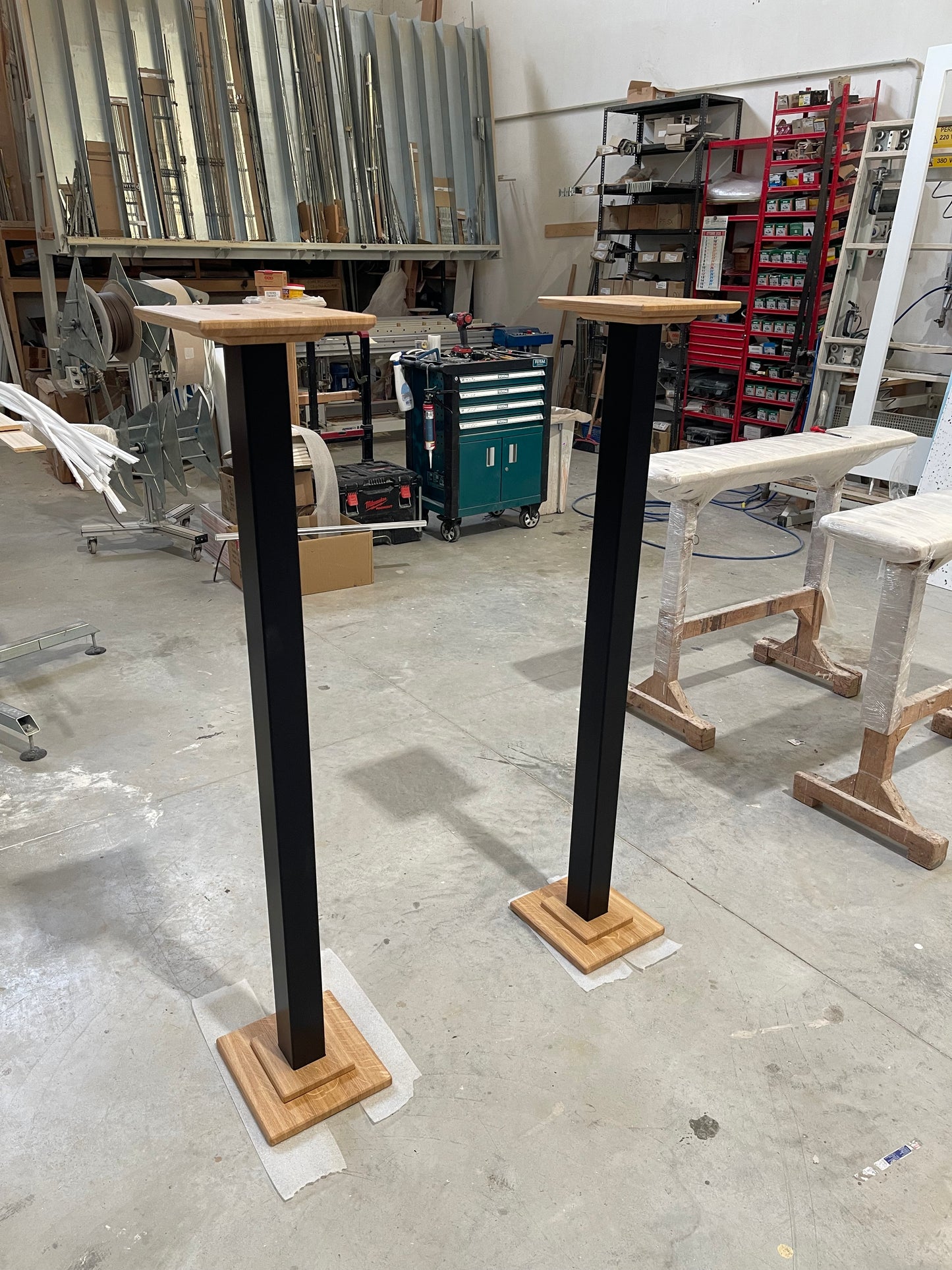 Supporti casse altoparlanti in legno